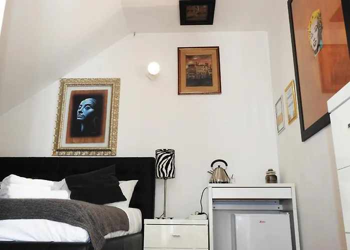 Sansiro47 2* Milánó